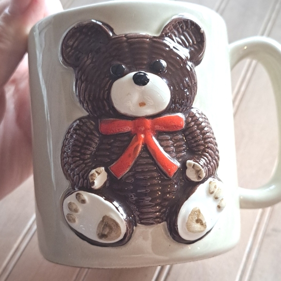 Handpainted by Otagiri Teddy Bear Mug With a Red Bow Vintage - Picture 6 of 6